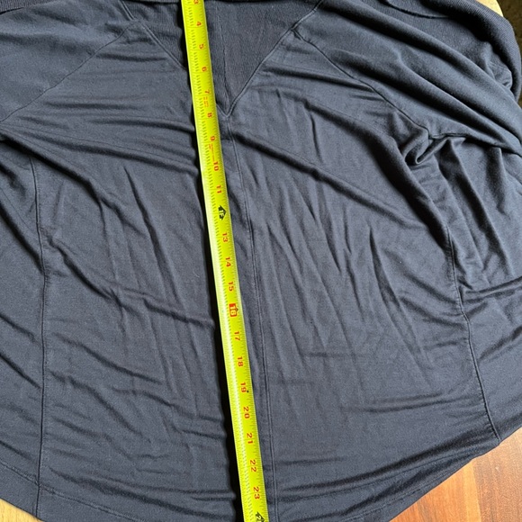 Athleta Wrap size XSP. - Picture 6 of 8